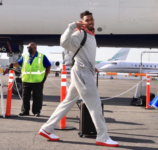 弗里克：也许亚马尔90%的过人都以被犯规告终，但他不会放弃（弗里克：亚马尔过人九成都被犯规，但他依然不放弃）