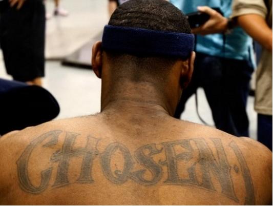 东体谈中超外援名额调整：足协、中足联应多听听俱乐部的意见（东体评中超外援名额调整：足协与中足联应更多采纳俱乐部意见）