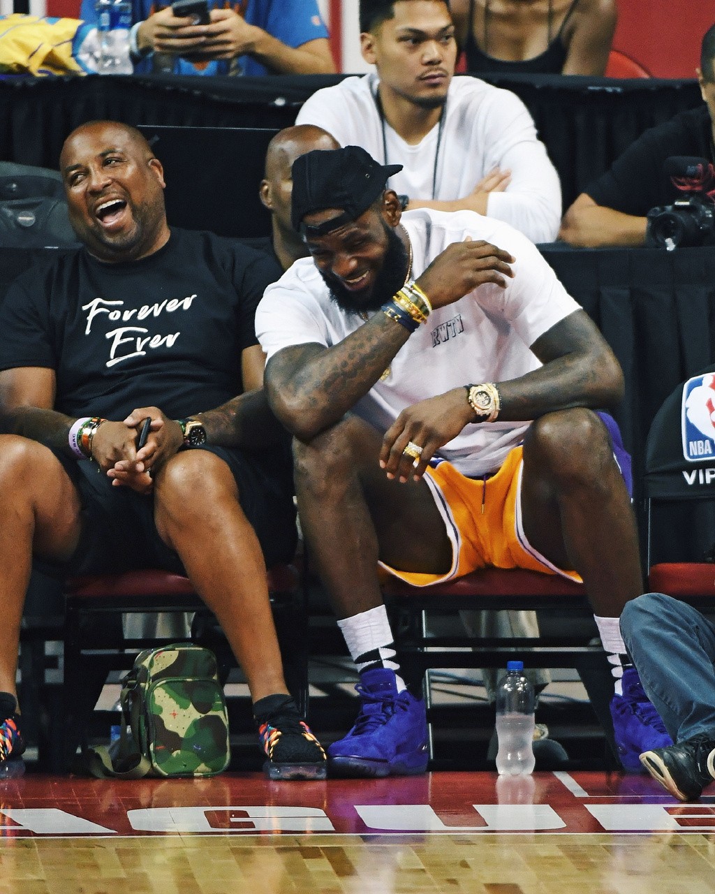 天空：伊萨克在皇家社会的基地单独训练，纽卡知道他的行踪（天空体育：伊萨克在皇家社会基地单独训练，纽卡已掌握其行踪）